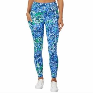 Lilly Pulitzer Abco Blue Luxletic Leggings, LIKE NEW! Size Small